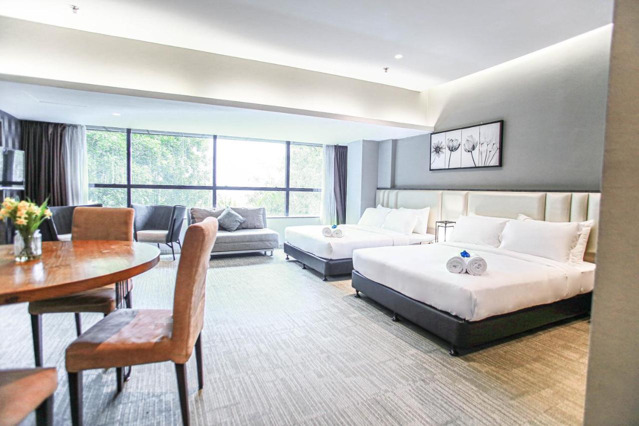 Fives Hotel Dnp Johor Bahru Exterior photo